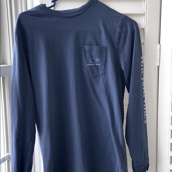 vineyard vines long sleeve - Picture 1 of 3